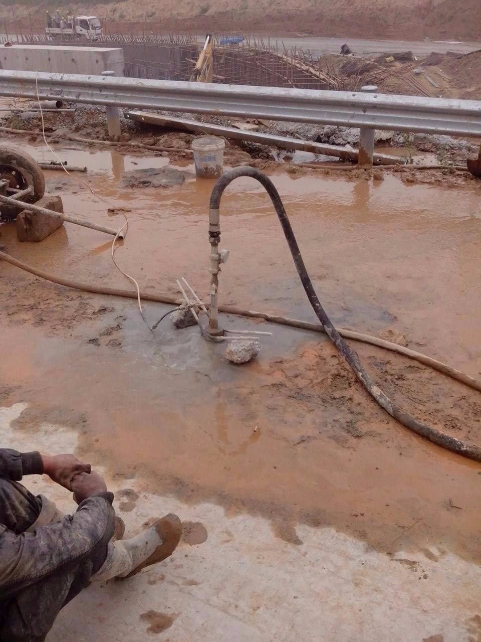 安陆路基压密注浆